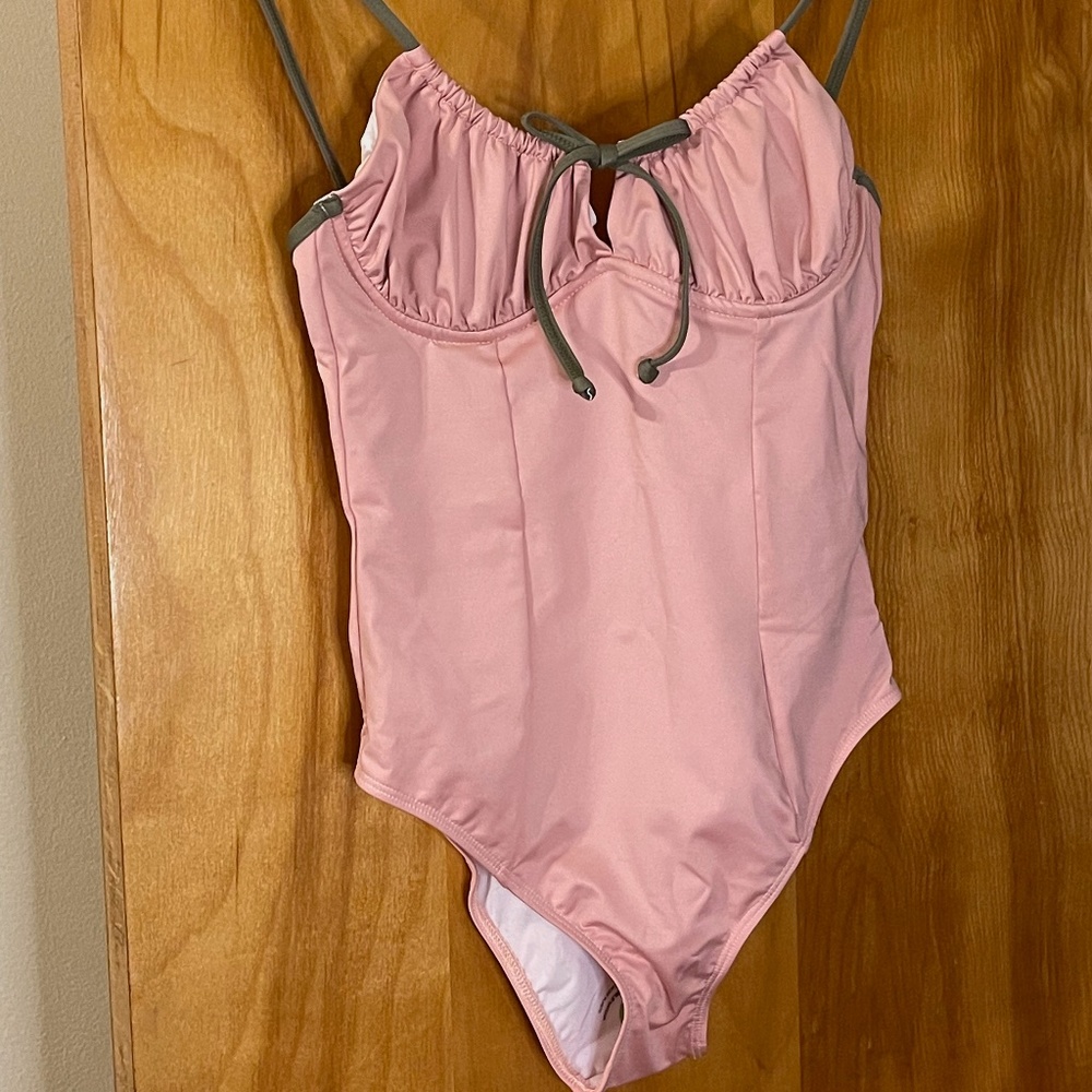 NWT Christy Dawn Kinsley 1-piece, Rose (S)